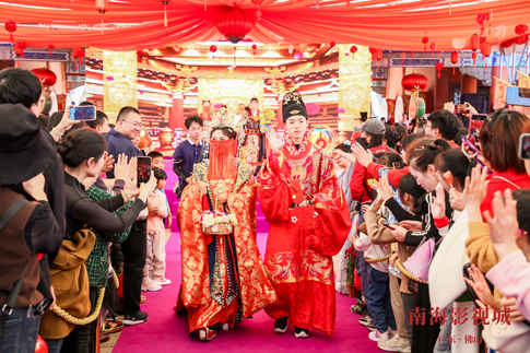 7南海景區(qū)桃花喜韻演繹新國(guó)風(fēng).jpg