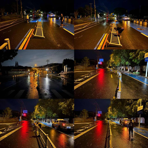 消防隊(duì)連夜修復(fù)景區(qū)外部道路護(hù)欄，恢復(fù)景區(qū)通道.jpg
