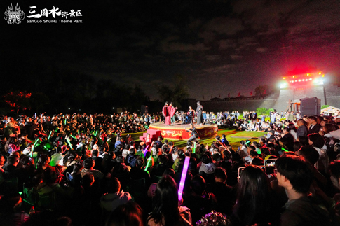 3無錫景區(qū)《遇見宋潮》演出活動之草地音樂會.jpg